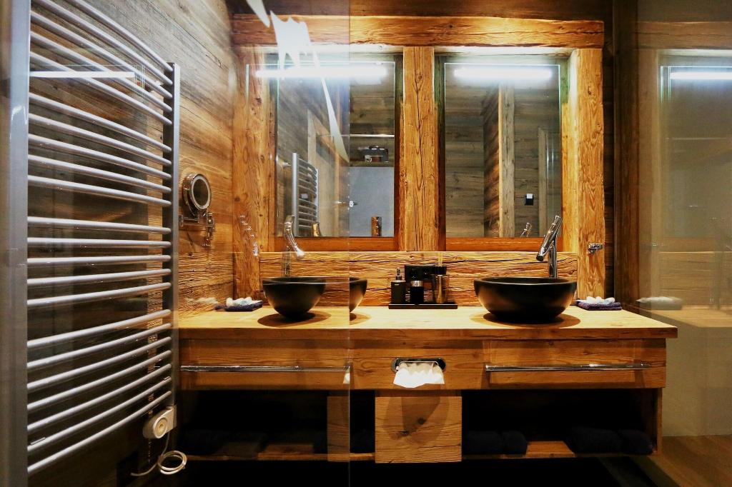 Amber Ski In Out Hotel Spa