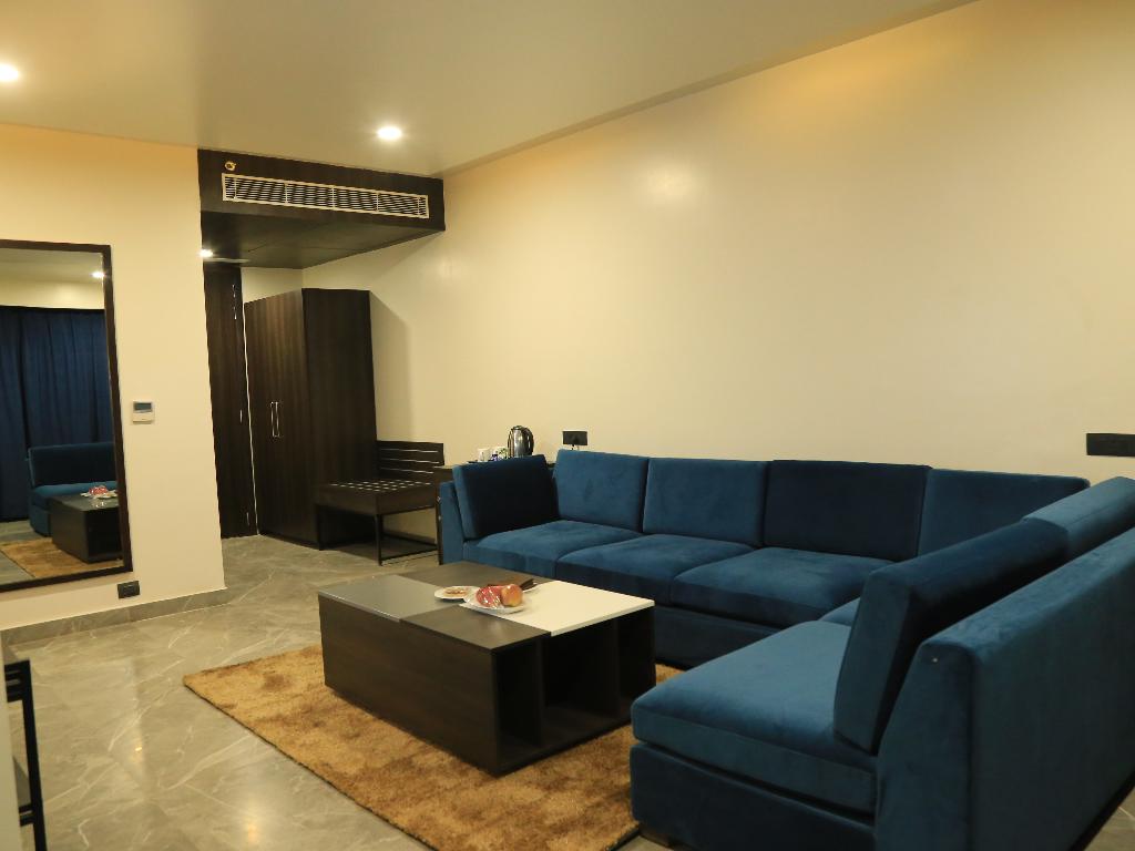 Bravia Hotel Panchsheel