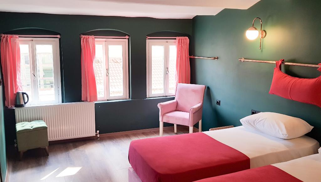 Casa Rosa Suites