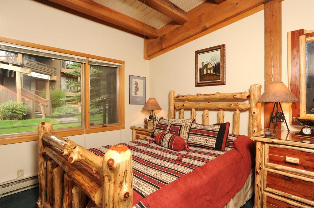 Evergreen Condominiums by Vail Resorts