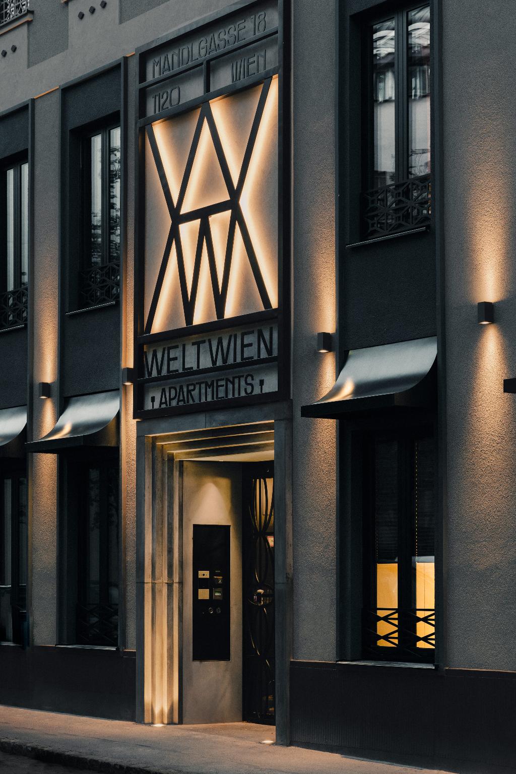 Weltwien Luxury Art Apartments