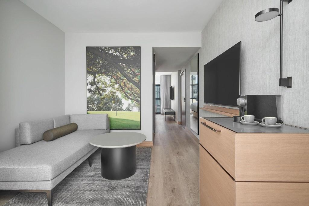 Courtyard By Marriott Melbourne Flagstaff Gardens