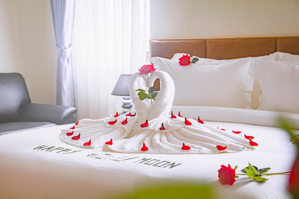 Sea Breeze Hotel & Villa