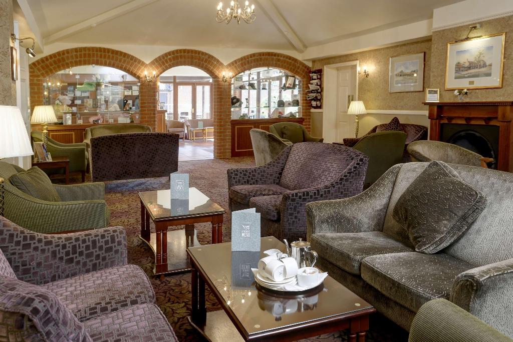 Knights Hill Hotel & Spa