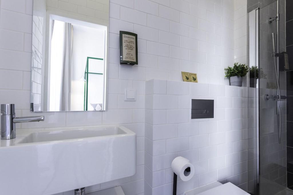 Alameda Exclusive House