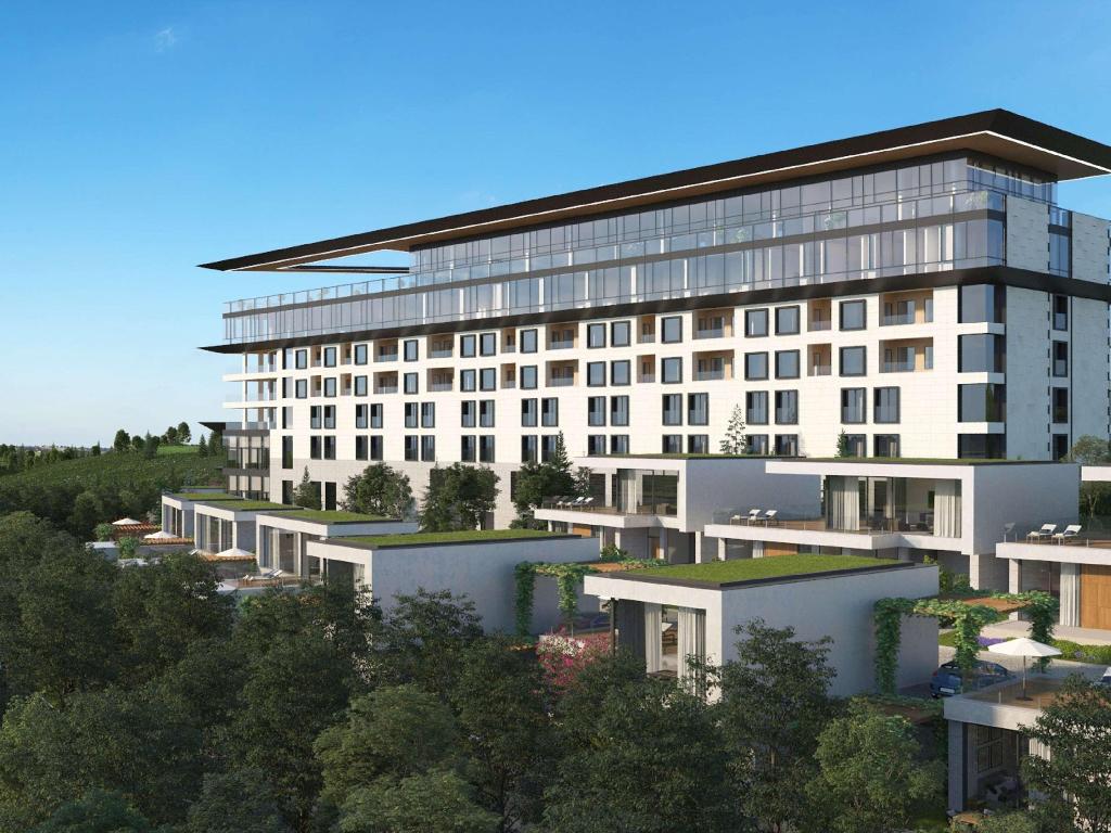 Pullman Okol Golf Resort And Spa
