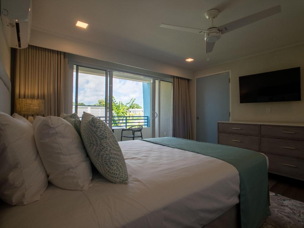 Hotel Blue Haven Holiday Apartments, Barbados, Christ Church. Großes 2