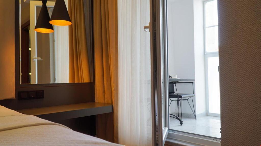 Bloom Suite Hotel