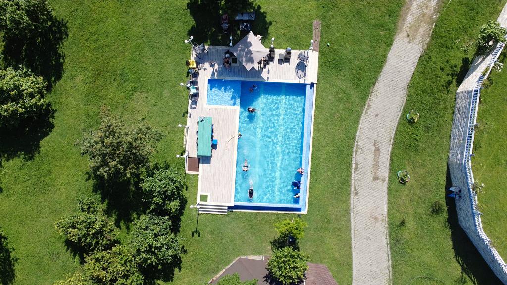 Beyaz Kosk Geyve