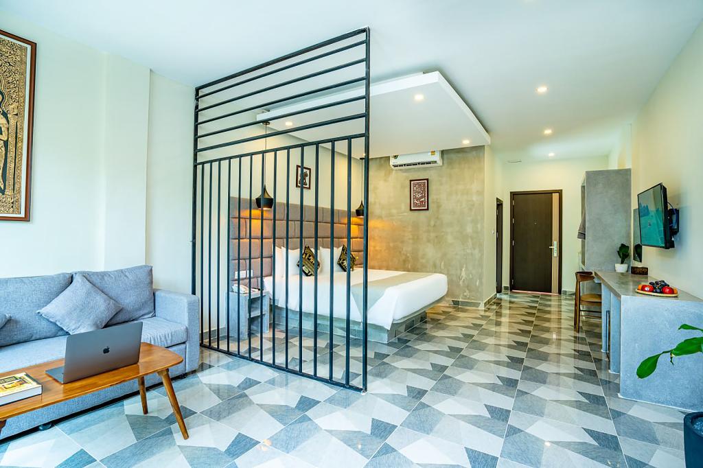 Rainforest Hotel By Nsun