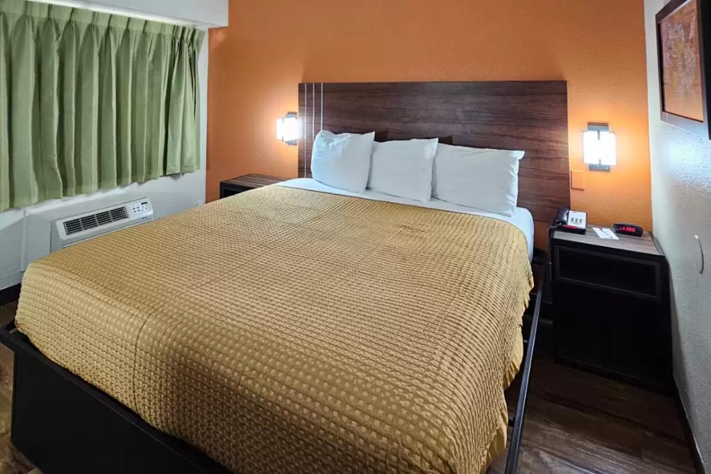 Econo Lodge Charlotte Airport
