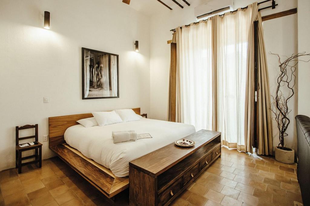 Hotel Sin Nombre