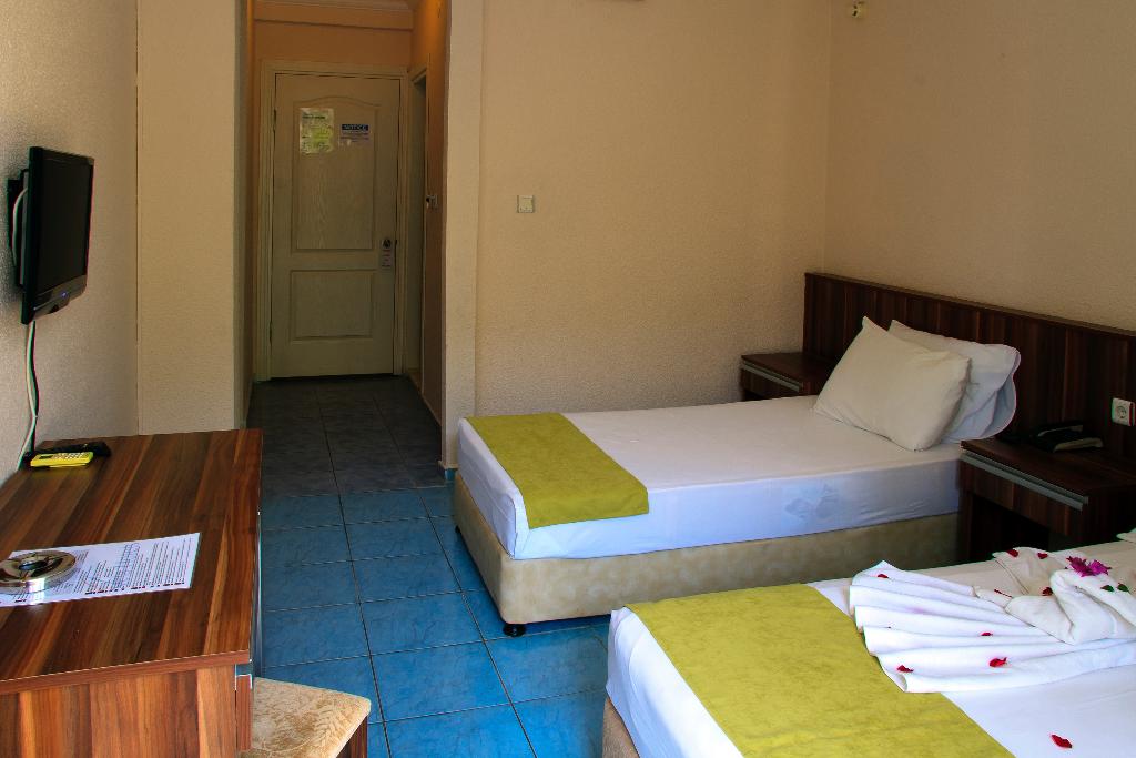 hotel-thumb