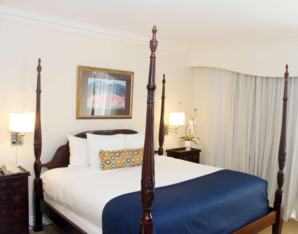 hotel-thumb