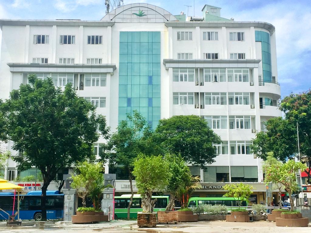 hotel-thumb
