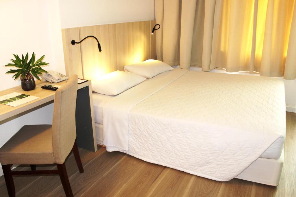 hotel-thumb