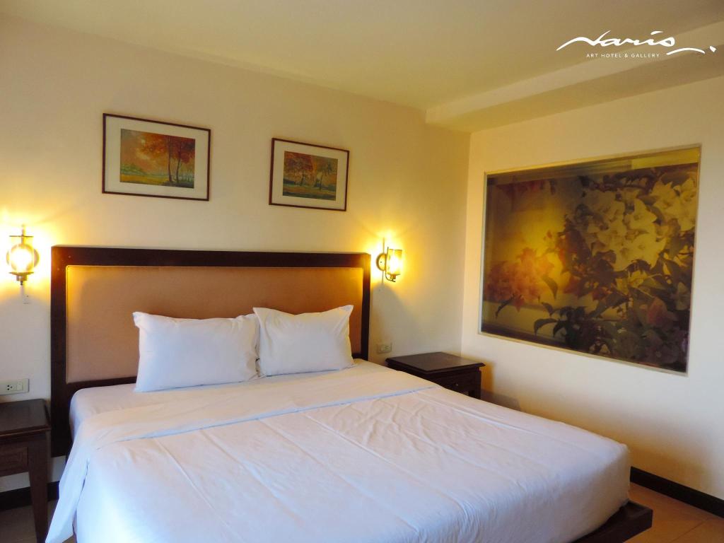 Naris Art Hotel