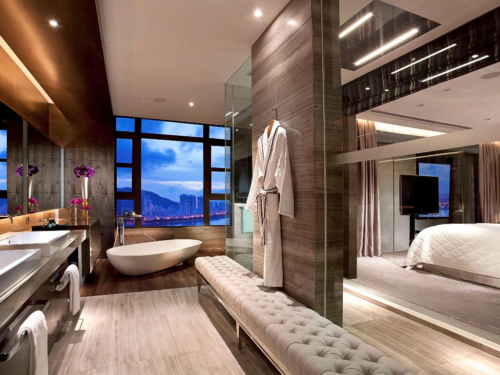 Sofitel Macau at Ponte 16