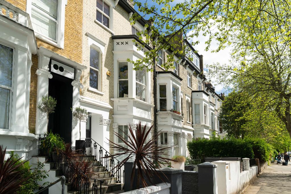 Hotel Room2 Hammersmith Townhouse, Großbritannien, London. Großes 1