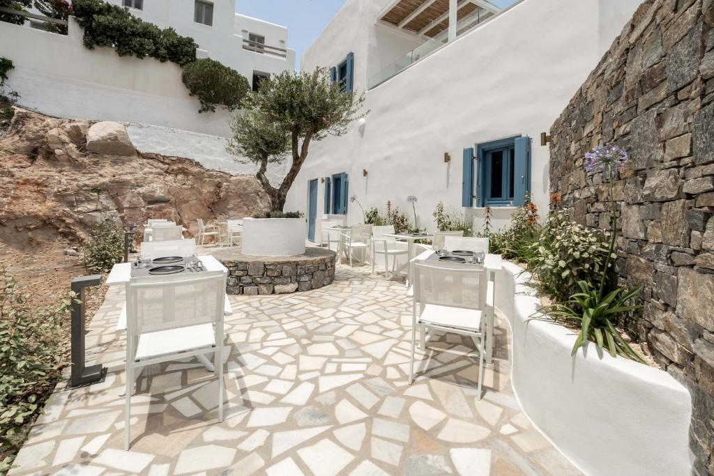 Aura Suites Paros
