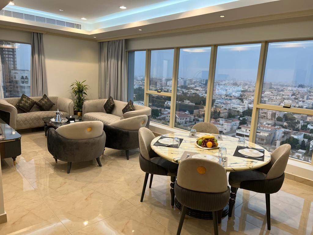 Seafront Luxury Suites Jeddah Corniche