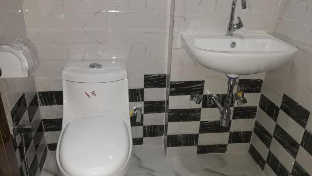 Rajdhani Guest House