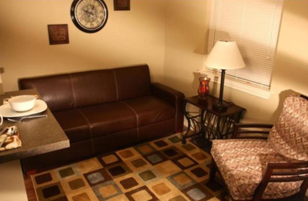 Eagles Den Suites Cotulla A Travelodge By Wyndham