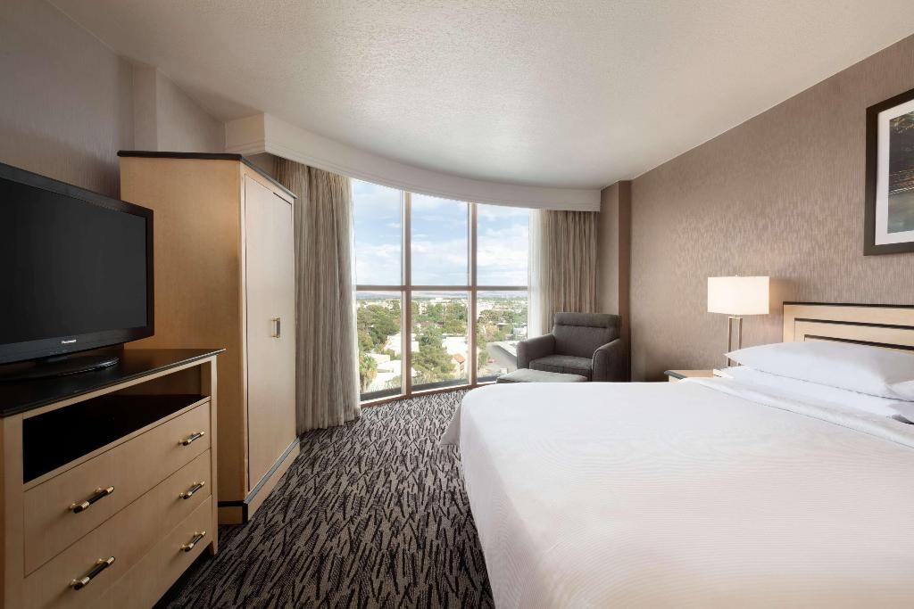 hotel-thumb