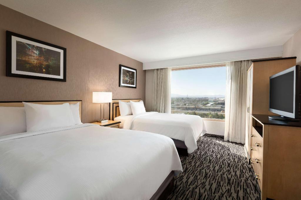hotel-thumb