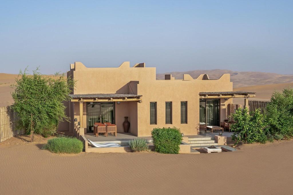 Bab Al Nojoum Bateen Liwa - General view