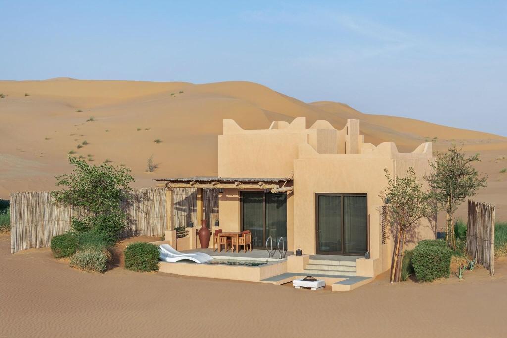 Bab Al Nojoum Bateen Liwa - General view