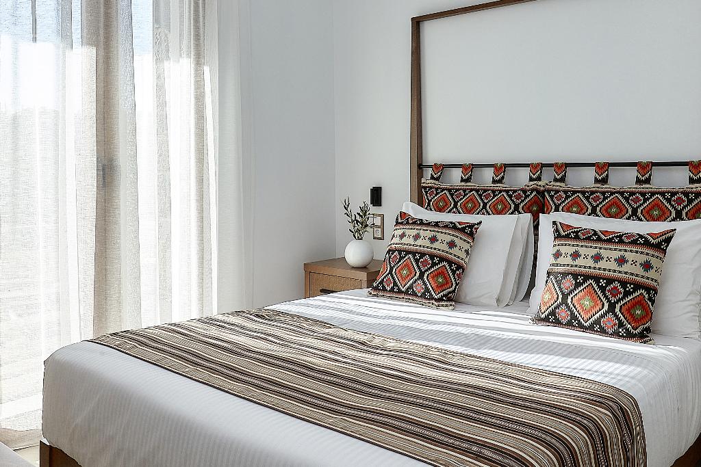 Volta Suites And Villas