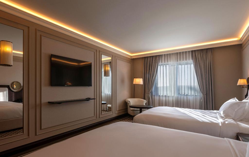 GoldenEye Hotel & Casino