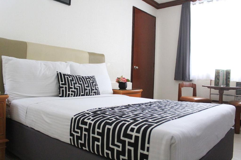 Las Palmas Hotel de Manila