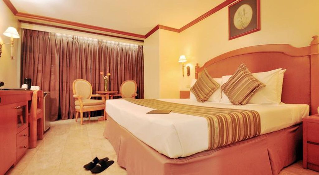 Palm Hotel Manila
