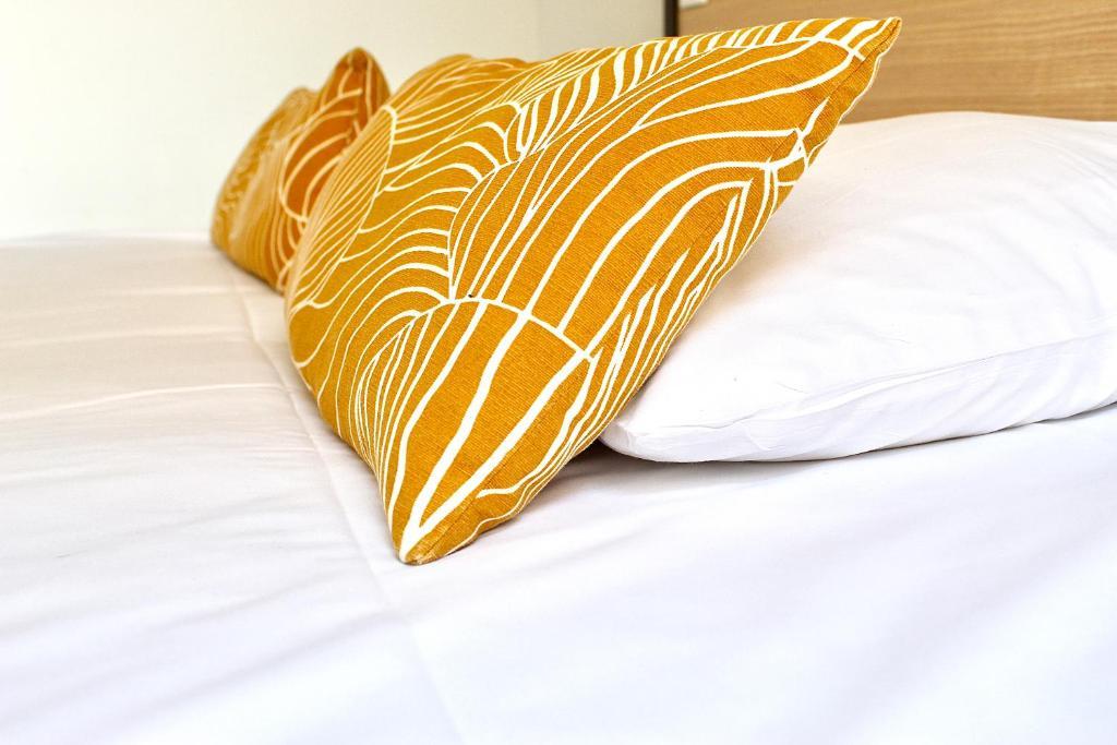 Logis Hotel Le Commerce Navarrenx
