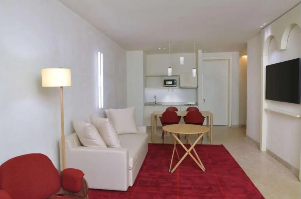 Doubletree By Hilton Ben Guerir Hotel & Residences