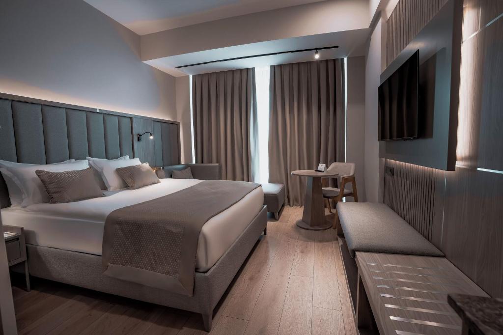 Renex Hotels