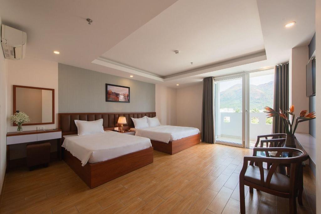 Canary Nha Trang Hotel