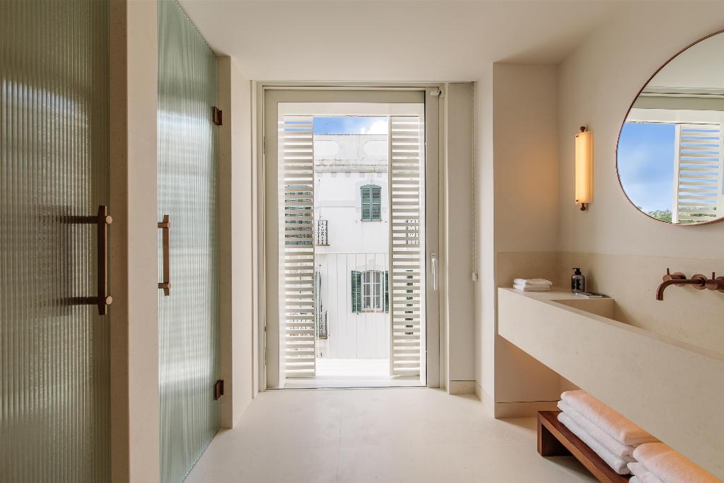 Imagem da galeria de The Standard, Ibiza
