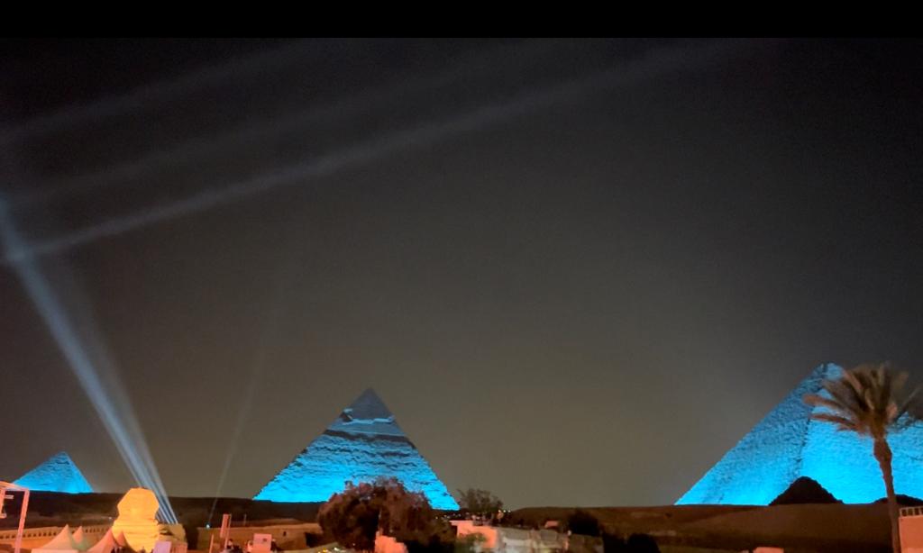 The Gate Hotel Front Pyramids & Sphinx View Hotel