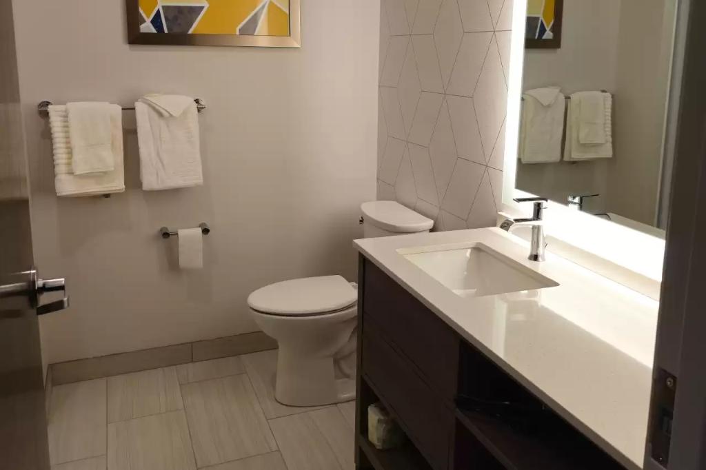 Comfort Inn & Suites At Sanford Sports Complex