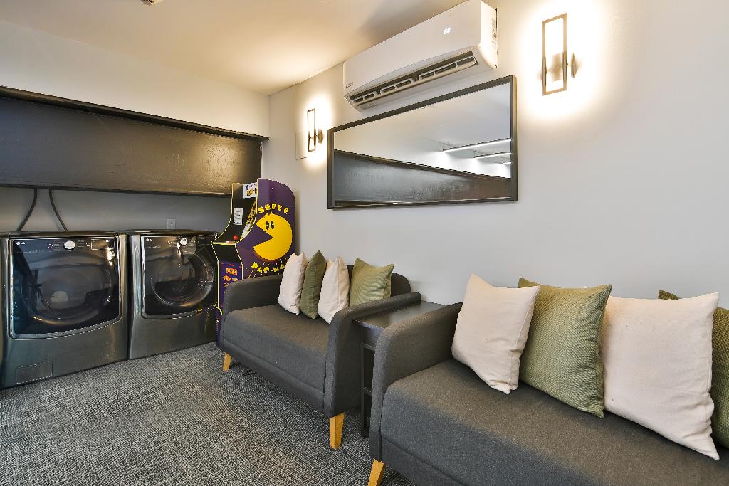 Parc Avenue Hostel