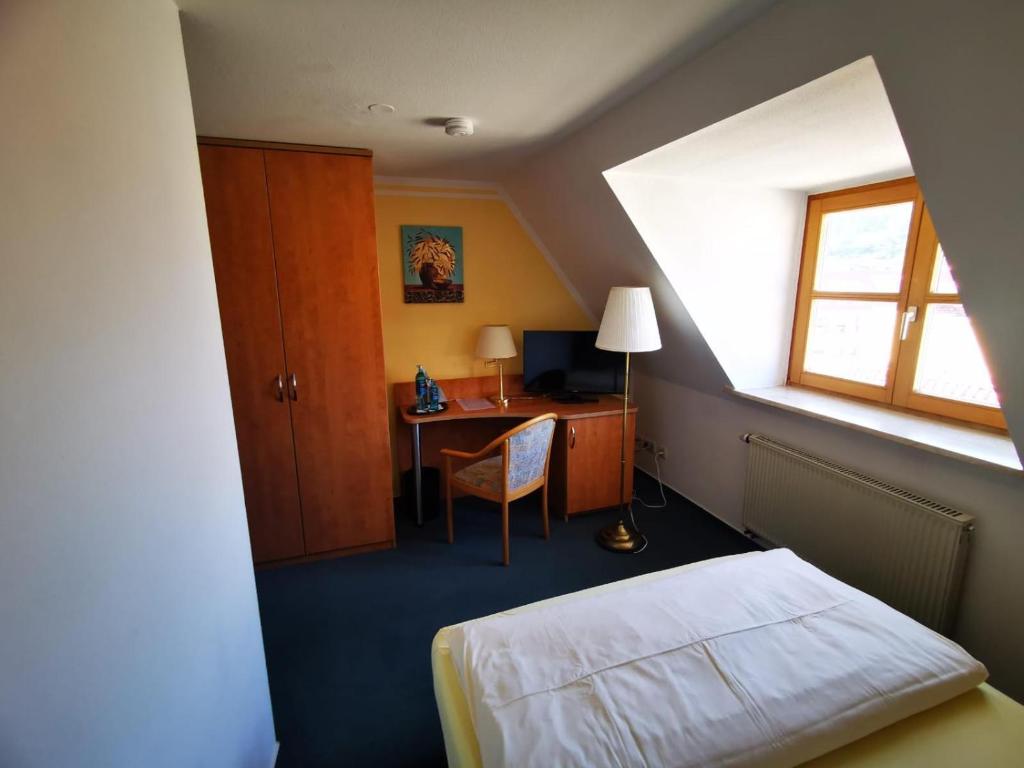 Hotel Thvºringer Hof