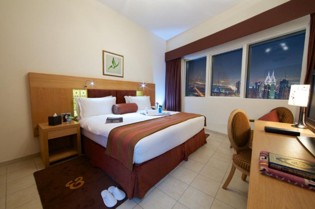 hotel-thumb
