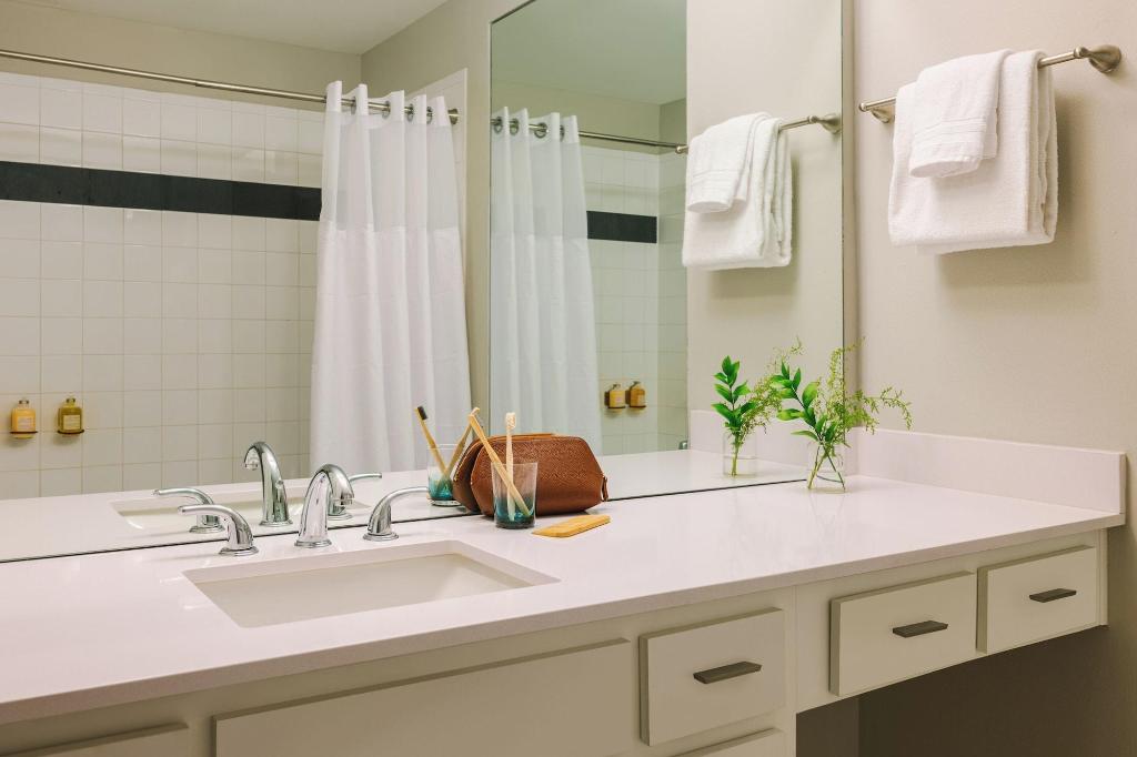 Reside Houston Downtown A Wyndham Residence