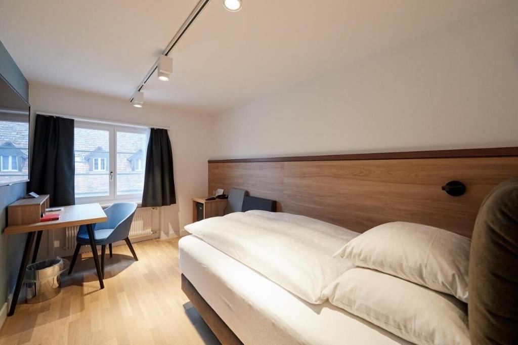 Hotel Hotel Zum Goldenen Kopf, Schweiz, Bülach. Großes 2