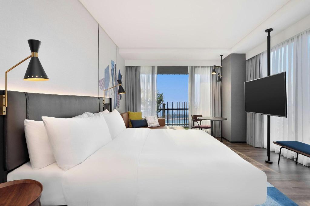 Aloft Tainan Anping