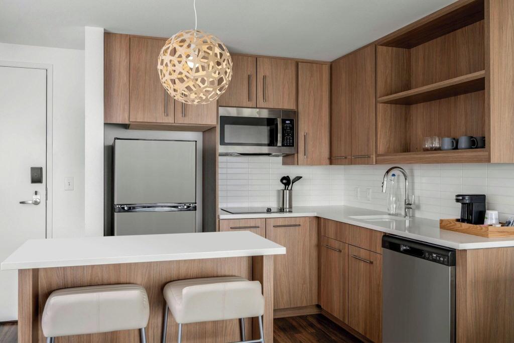 Element Springfield South
