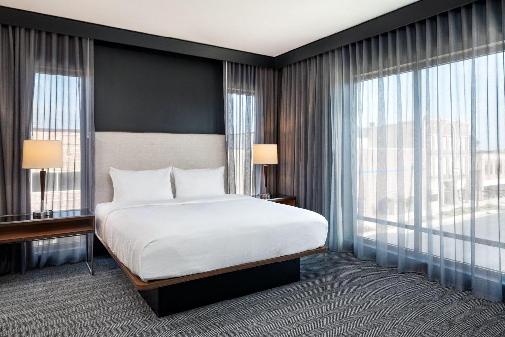 Courtyard By Marriott Owatonna Downtown